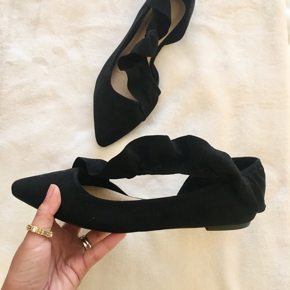 Express Ruffle Pointed Toe Flats - Picture 6 of 6